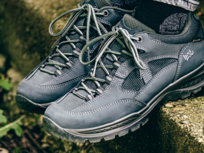 Baby, we were born to... Walk